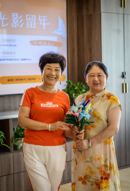 如图片无法显示,请刷新页面
