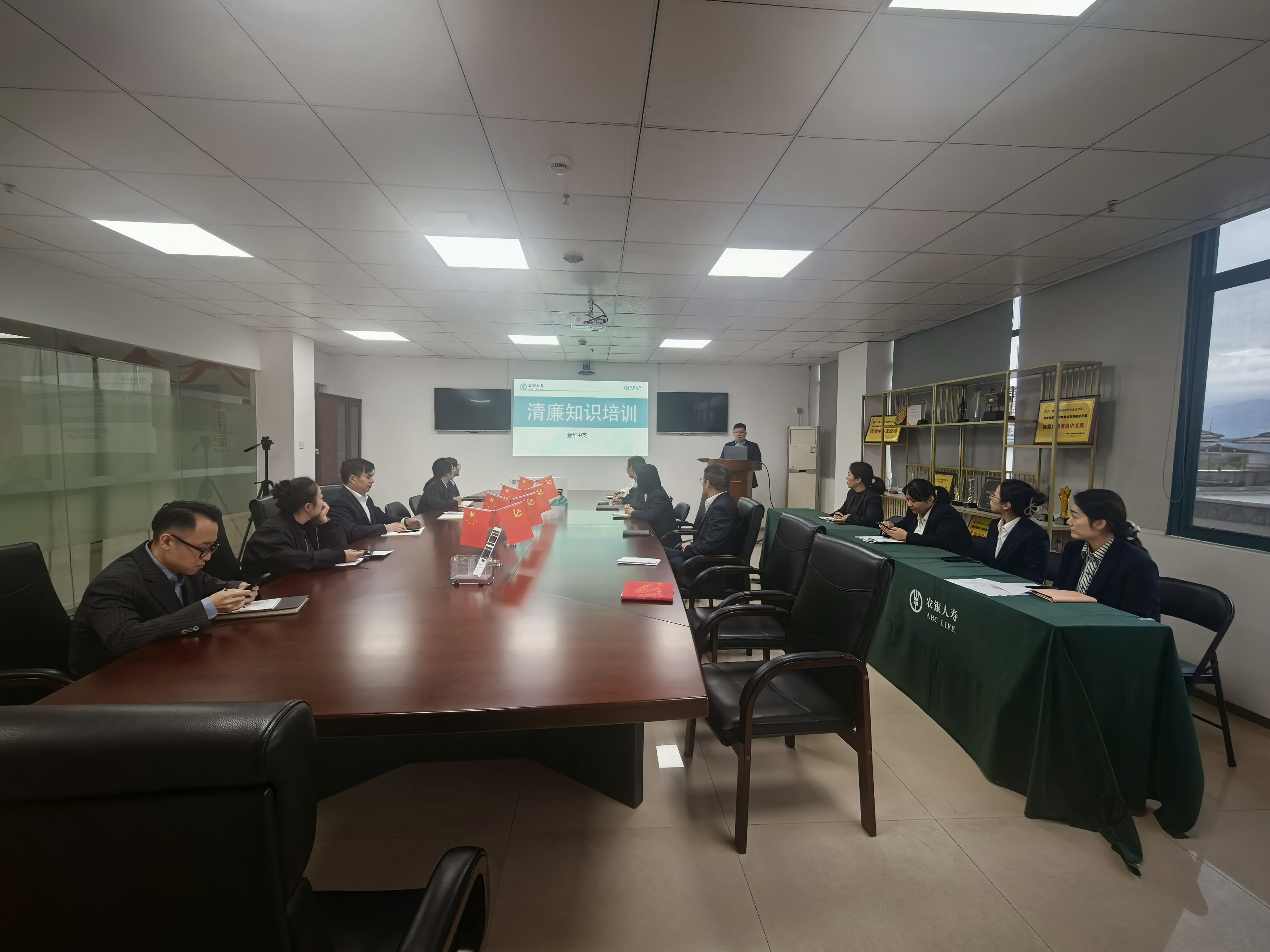 如图片无法显示，请刷新页面